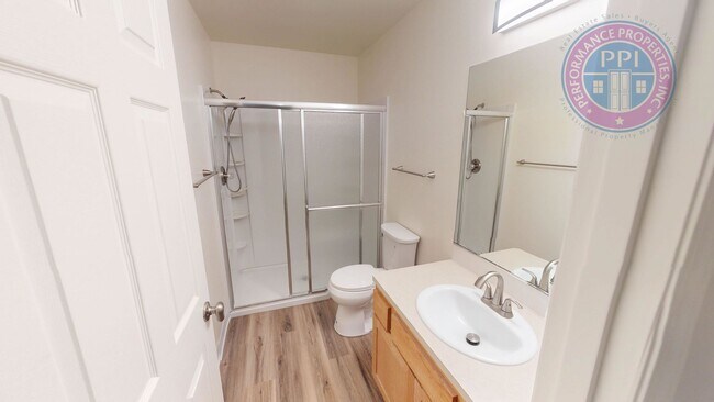 Building Photo - Quiet Living  In Sandy  on Cascadia Villag...