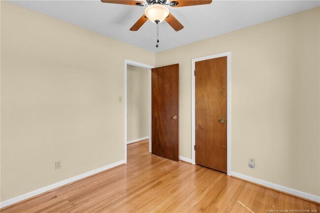 Building Photo - 1644 Inverness Dr