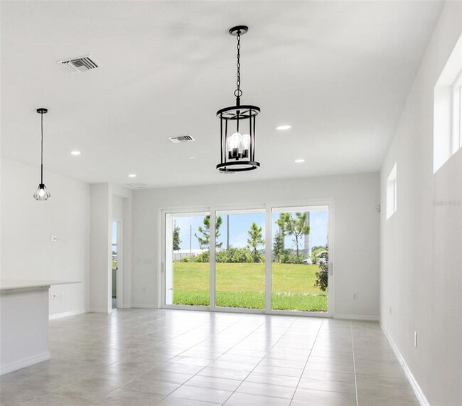 Building Photo - 8113 Sternway Rd