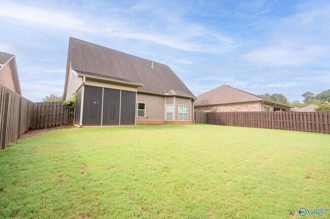 Building Photo - 110 Wolf Creek Trail SW