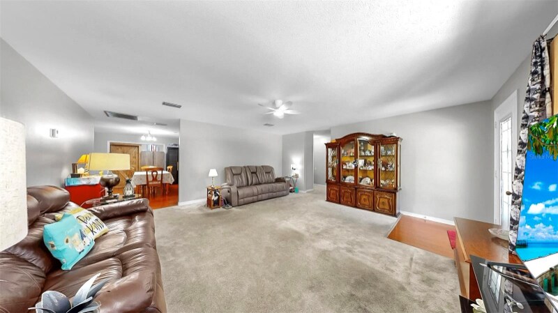 Building Photo - 38919 3rd Ave