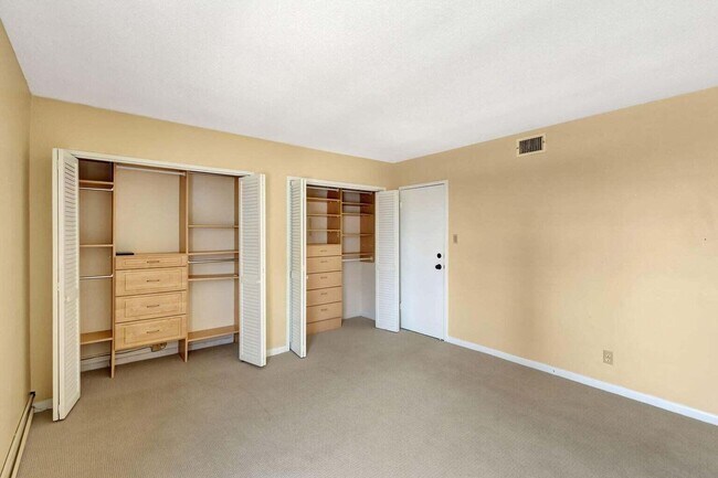 Building Photo - 1501 S Flagler Dr