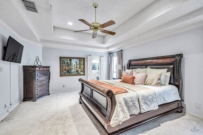 Building Photo - 6415 San Mateo Ln