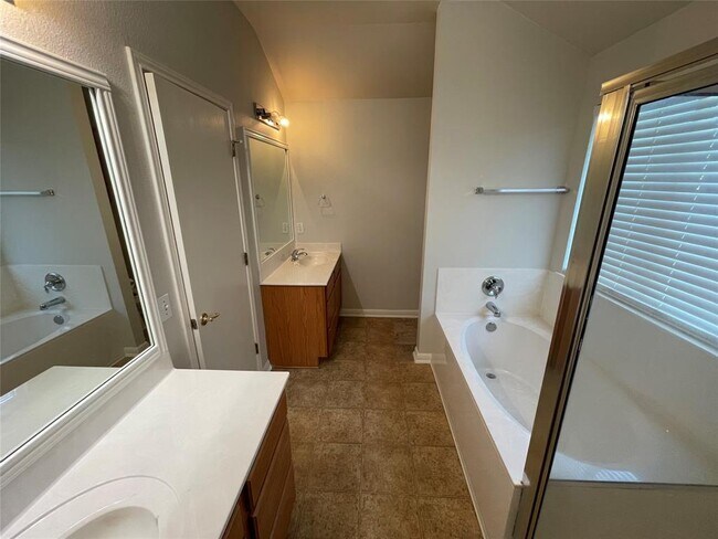 Building Photo - 118 Fistral Dr