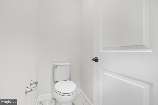 Building Photo - 1017 Venifena Terrace SE