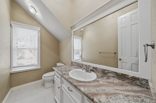Building Photo - 13714 Gainesway Dr