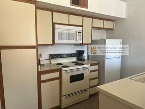 Building Photo - Beautiful 1 bedroom with washer and dryer