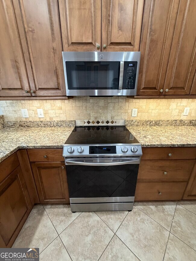 Building Photo - 108 Heron's Nest Cir