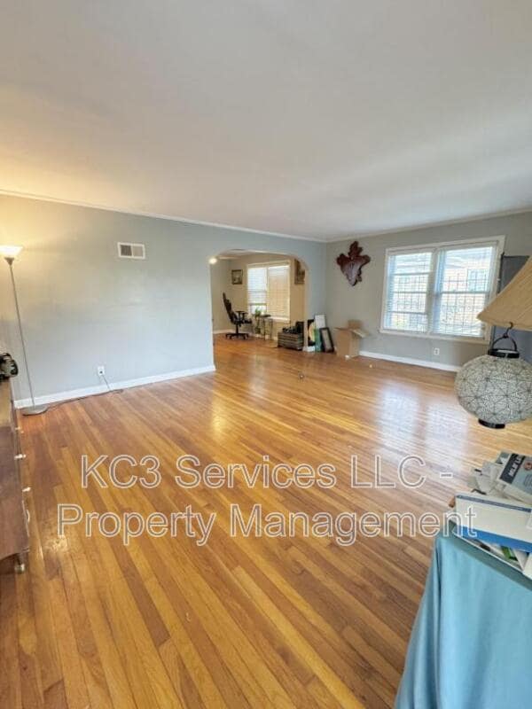 Building Photo - 2218 N 27th St