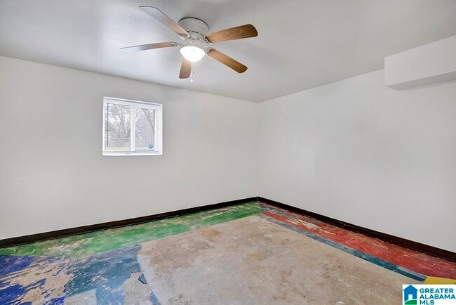 Building Photo - 126 E Jones Ct