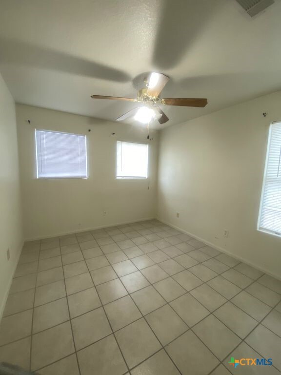 Building Photo - 5406 Oster Dr