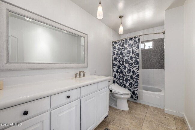 Building Photo - 9832 N 29th St