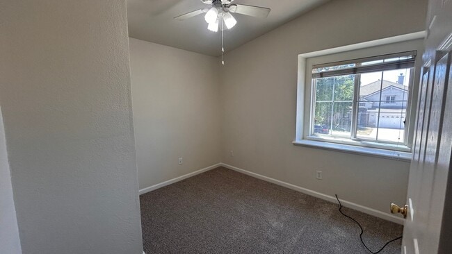 Building Photo - 4108 Imagine Ct