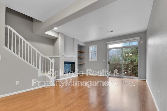 Building Photo - 5392 Allison St