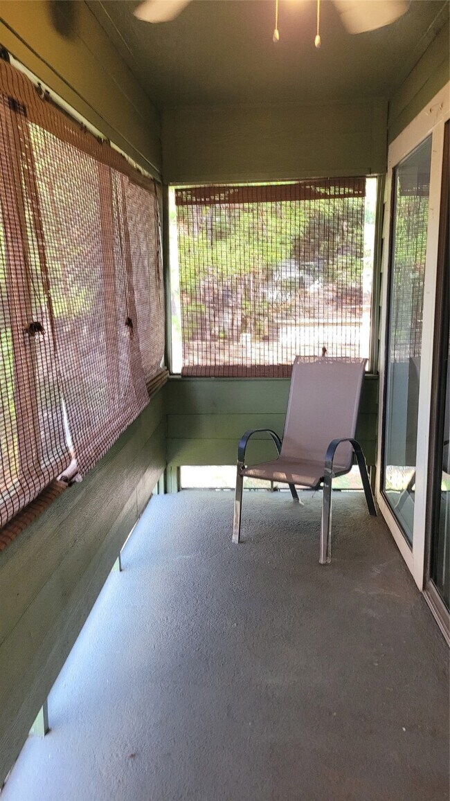 Building Photo - 14777 Wunderlich Dr