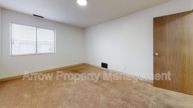 Building Photo - 201 E Arbor Ave