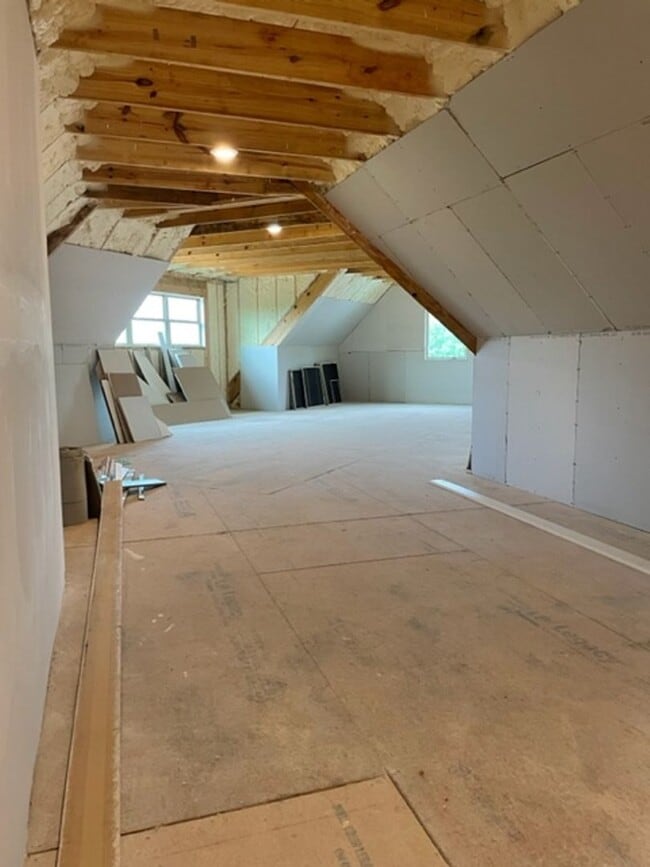 Building Photo - New Construction home on beautiful site near Melton Hill Lake.  Minutes from Farragut