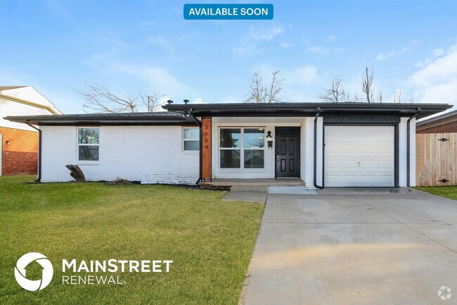 Building Photo - 2604 Manchester Dr