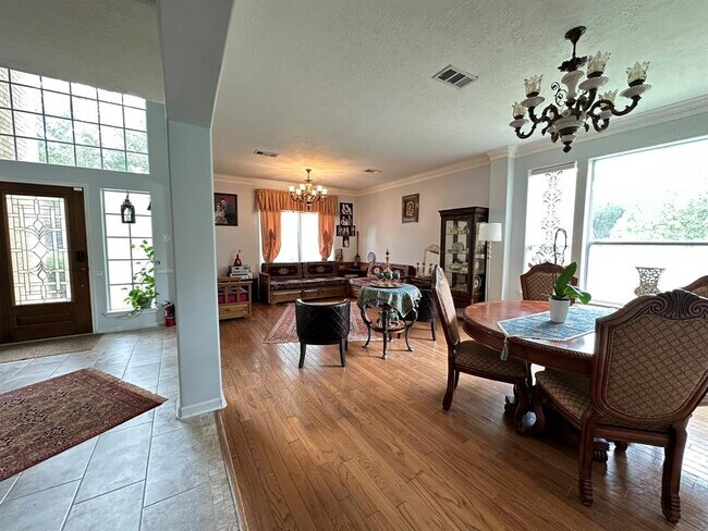Building Photo - 23707 Hackberry Dr