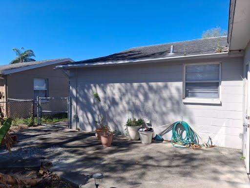 Building Photo - 8724 Sabal Way