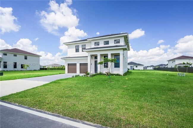 Building Photo - 32242 SW 194th Ave