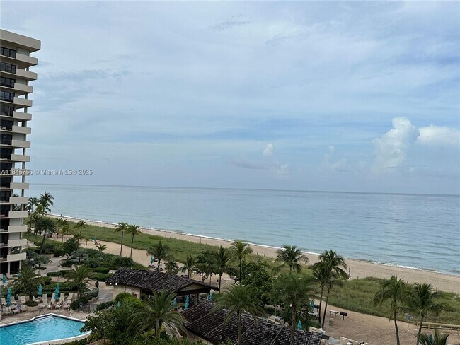 Primary Photo - 4900 N Ocean Blvd