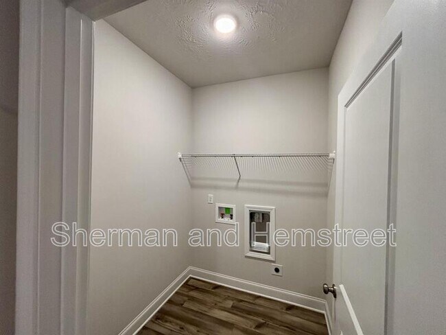 Building Photo - 1012 Candleberry Dr