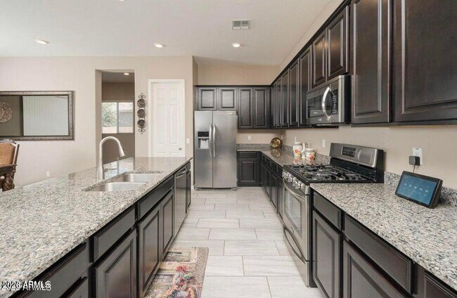 Building Photo - 25236 N 106th Dr