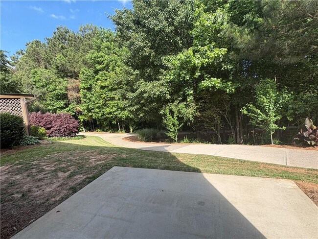 Building Photo - 5934 Watersdown Wy