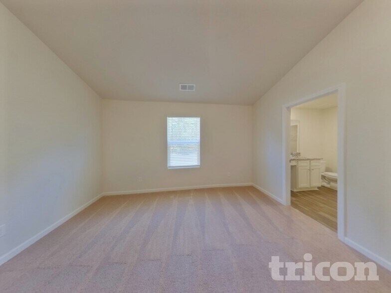 Building Photo - 4003 Reinfield Dr