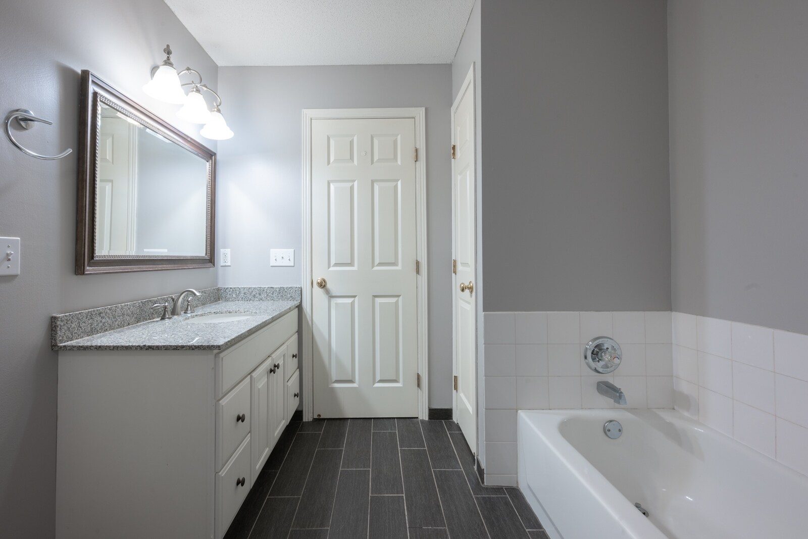 Building Photo - 7883 Autumn Ridge Avenue