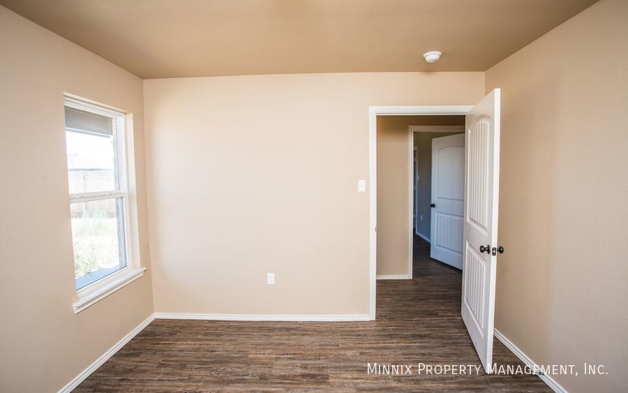 Building Photo - 2602 N Avenue P