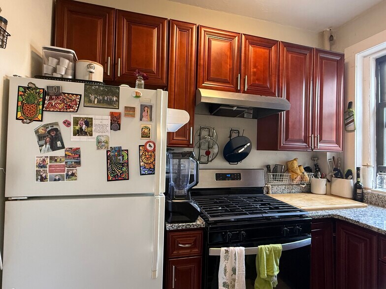 Building Photo - 311 Allston St