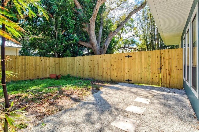 Building Photo - 3663 Egerton Cir