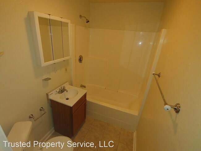 Building Photo - 2 br, 1 bath House - 3311 Oregon Avenue