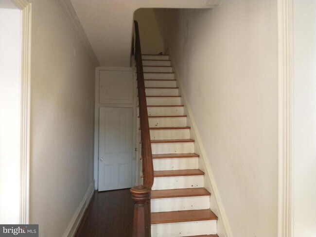 Building Photo - 6845 Germantown Ave