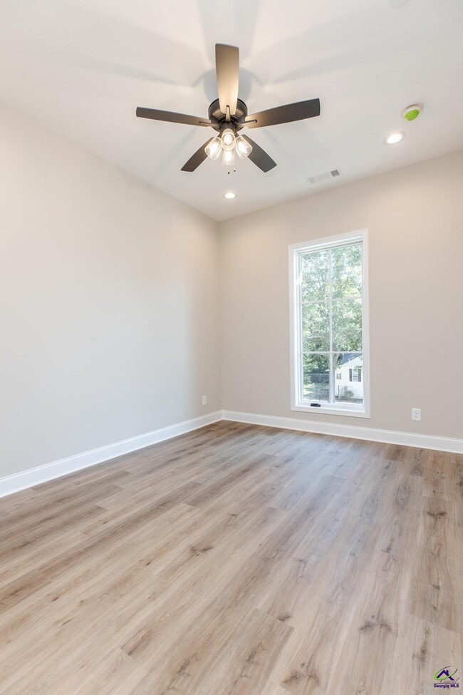 Building Photo - 1013 Northside Dr