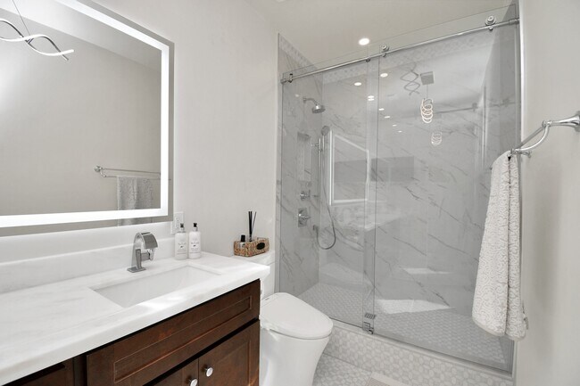 Building Photo - 1600 Post Oak Blvd