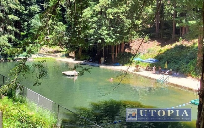 Building Photo - Gorgeous 4-bedroom, 2-bathroom Forest Lake Home with Deck, Office & Scenic Redwood Views