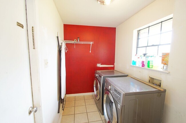 Building Photo - South Bossier Home for Lease