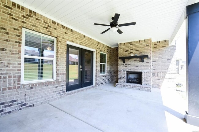 Building Photo - 1270 Charleston Dr