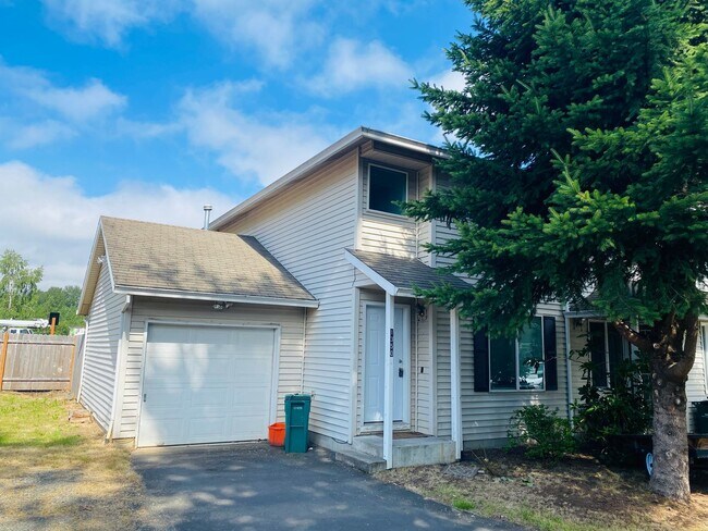 Primary Photo - Freshly updated TH unit with private back ...