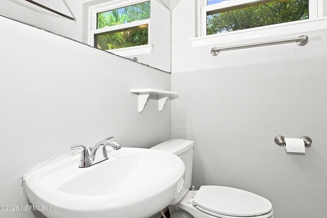 Building Photo - 33 San Pablo Cir N