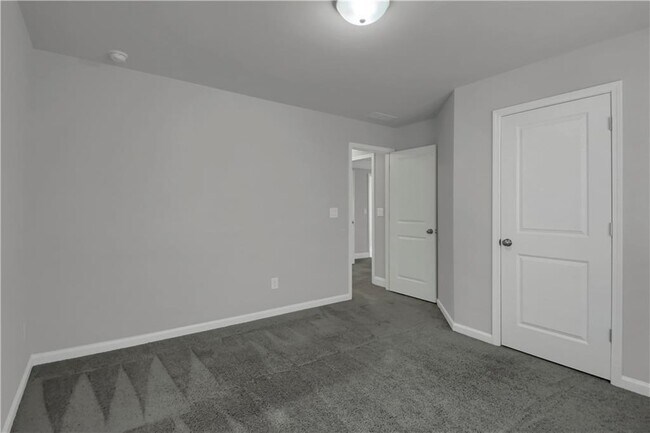 Building Photo - 551 Wagon Hill Ln