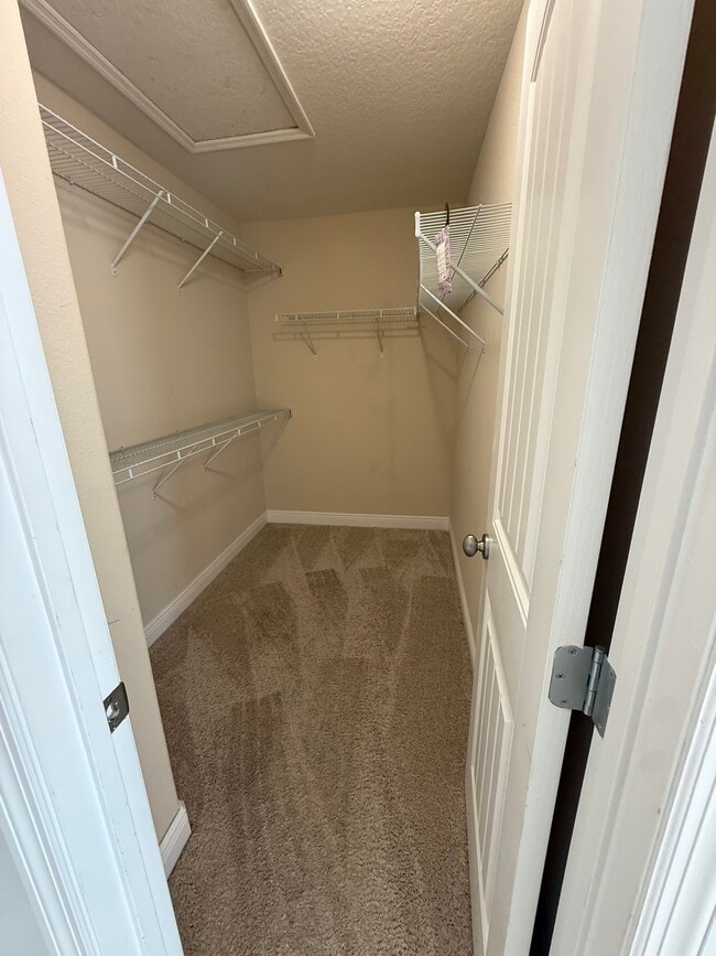 Building Photo - 5380 Oakbourne Ave