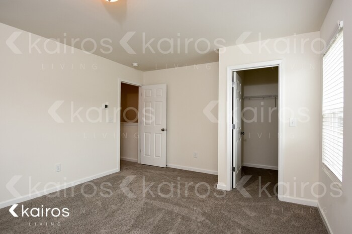 Building Photo - 121 Dudley Wy