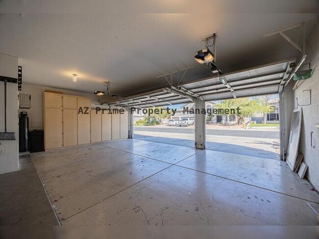 Building Photo - 1767 W Redfield Rd