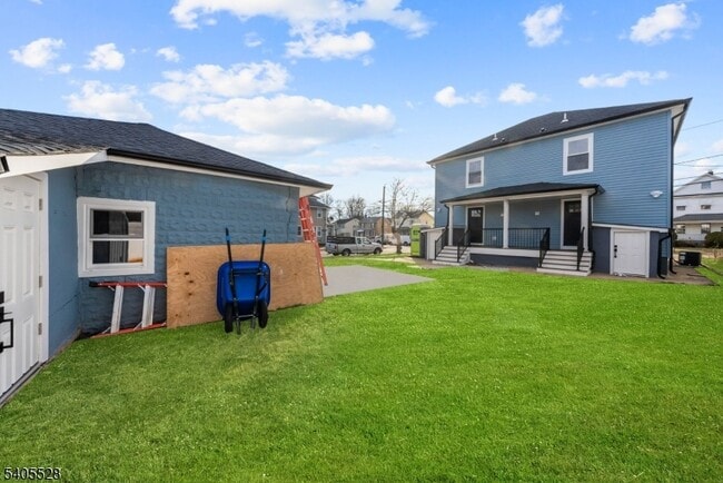 Building Photo - 78 Anderson St