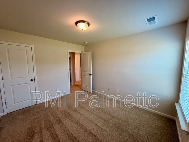 Building Photo - 1074 Cornelia St