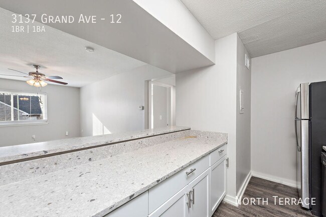 Building Photo - 3137 Grand Ave